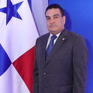  Etéreo Armando Medina Marín